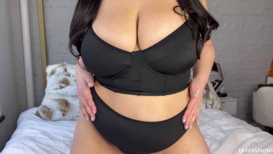 Queenvixoxo – Caged and Cucked by Your Mean Girlfriend